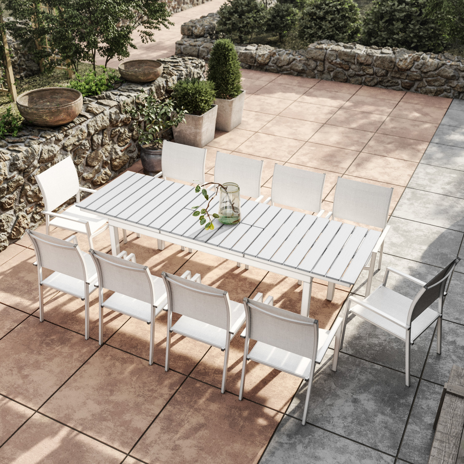 Table de jardin extensible aluminium 180/240cm blanc gris + 10 fauteuils empilables textilène - PALM